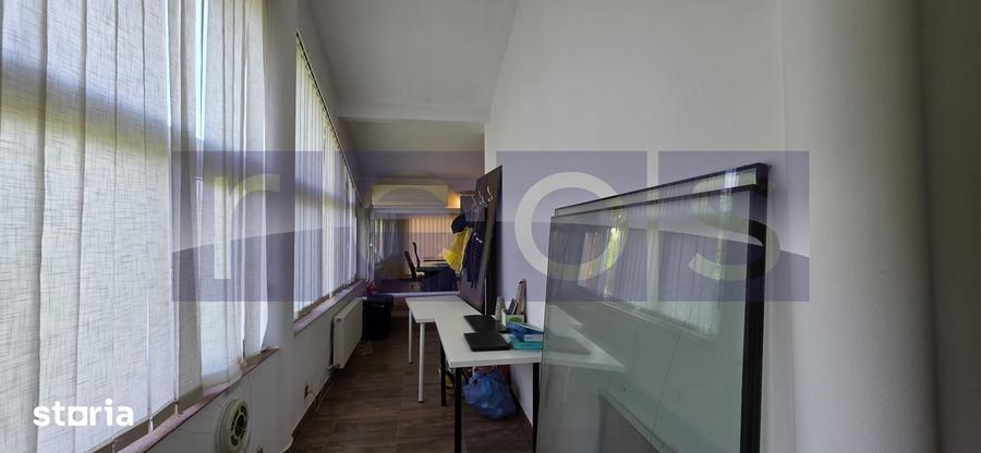 Casă cu 7 camere cu Teren 320 Mp în Pantelimon