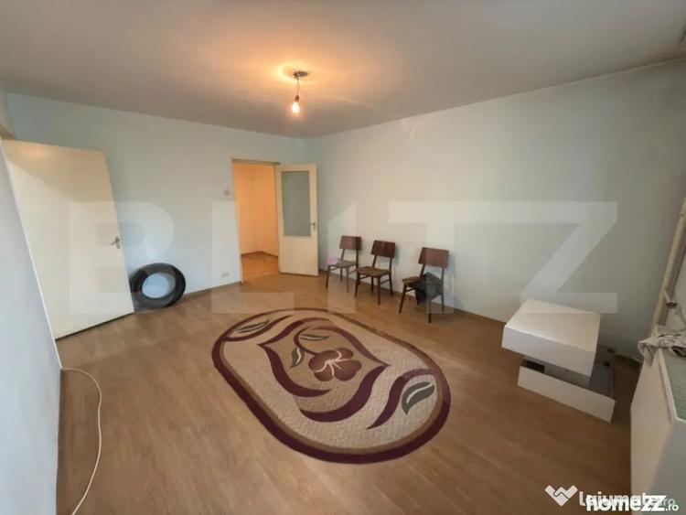 Apartament cu 2 camere decomandat în Vest