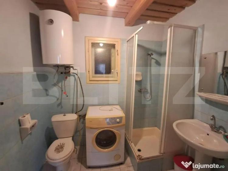 Casă cu 4 camere cu Teren 240 Mp în Central