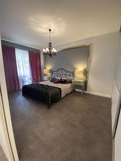 Inchiriez apartament de LUX 2 camere Cartierul Latin