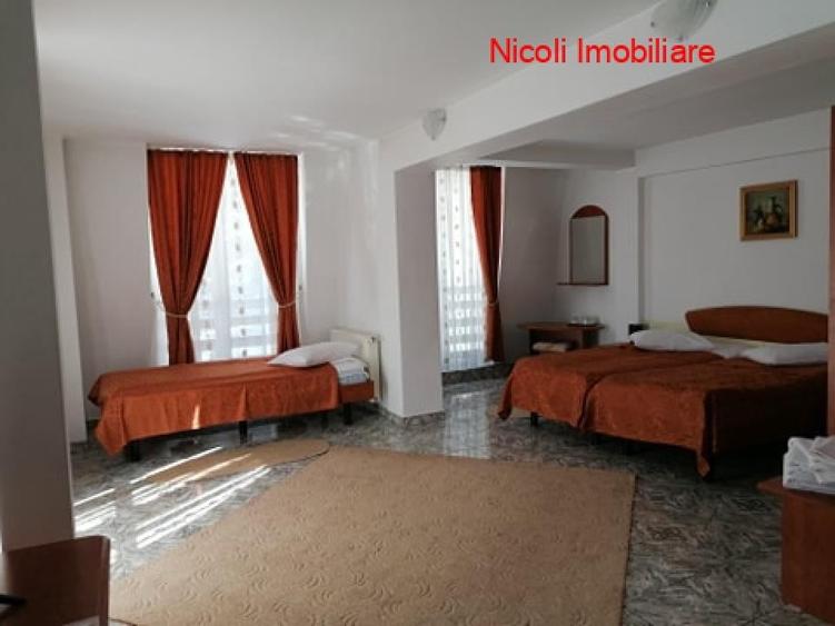 Casă individuală cu 18 camere cu Teren 1000 Mp în Exterior Sud