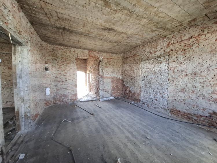 Spațiu comercial, de 244 mp, în Ardud
