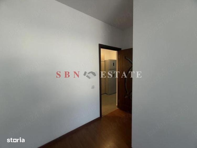 Apartament cu 3 camere decomandat în Băneasa