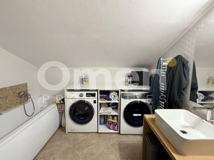 Apartament cu 4 camere decomandat, mobilat în Exterior Vest