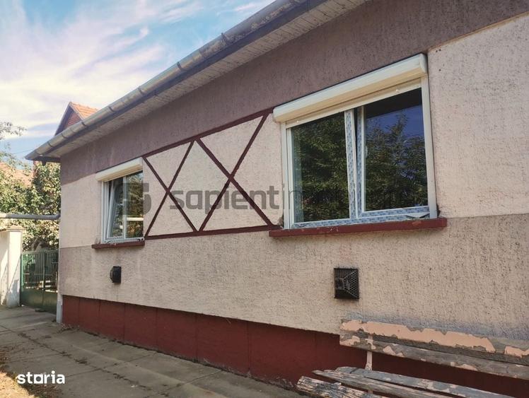 Casă cu 3 camere în Borș