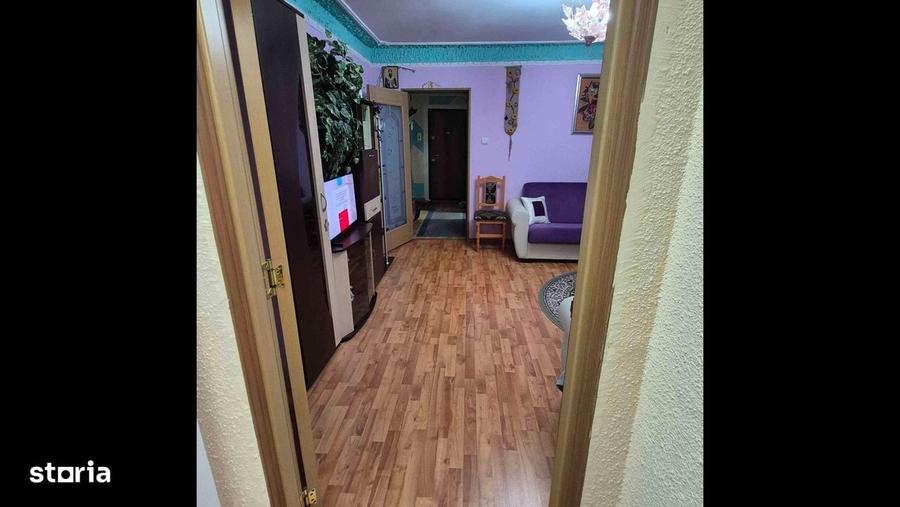 Apartament cu 2 camere în Micro 14