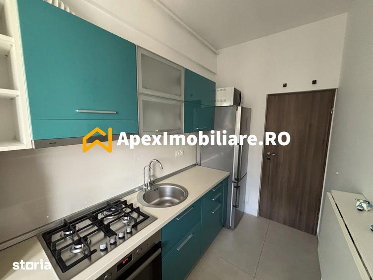 Apartament cu 2 camere semidecomandat în Centrul Civic