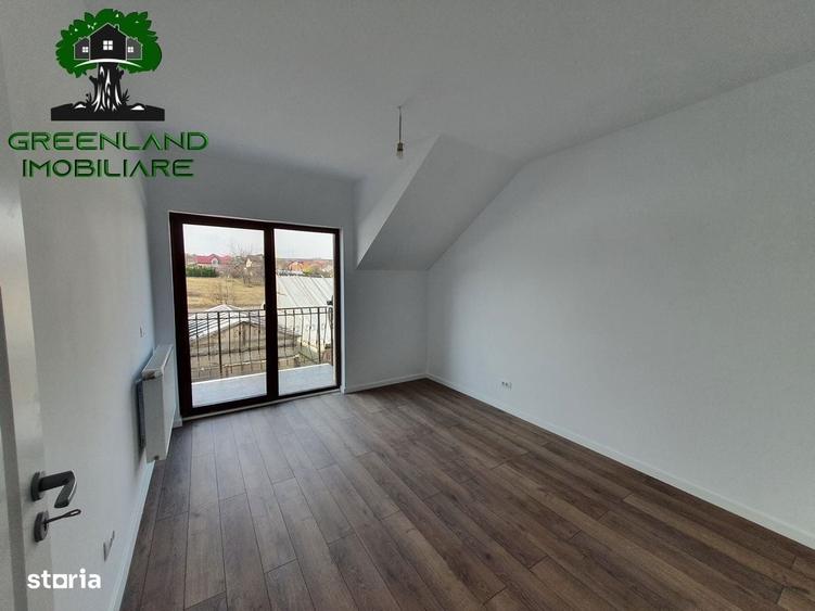 Casă cu 4 camere decomandat în Horpaz