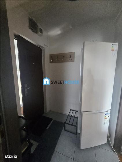 Apartament cu 2 camere semidecomandat în Florilor