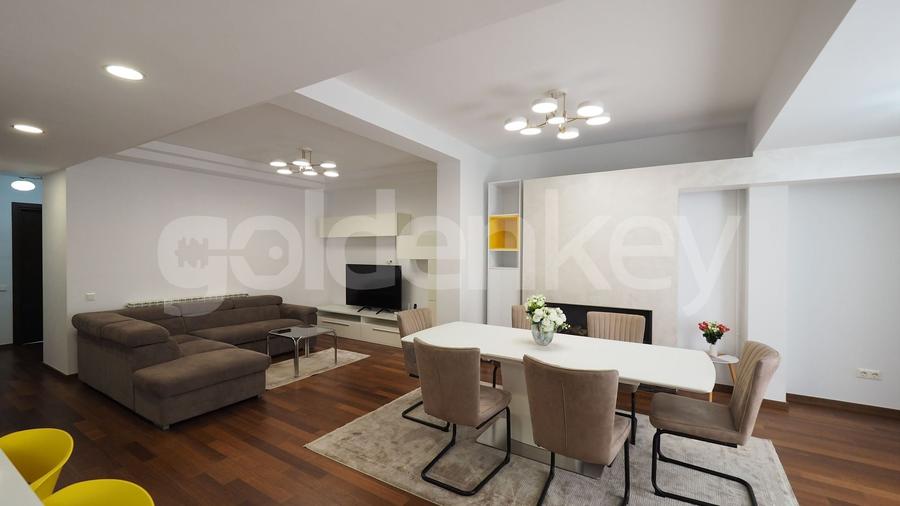 Apartament cu 4 camere decomandat, mobilat în Herăstrău — fotografia 3