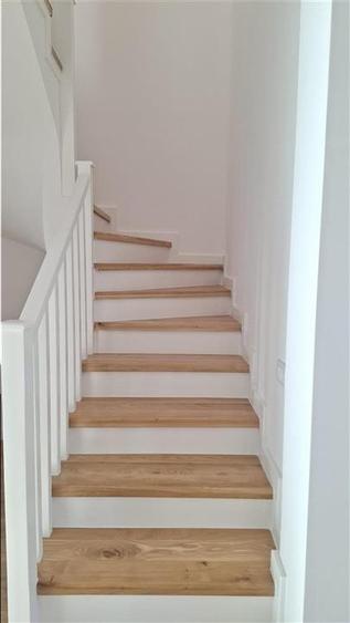 Duplex cu 4 camere cu Canalizare în Valea Lupului