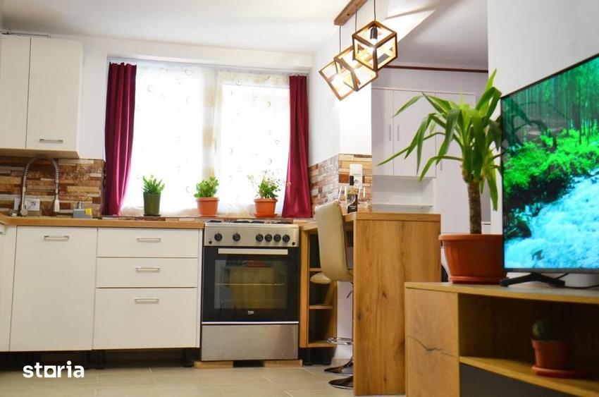 Apartament cu 3 camere decomandat în Ultracentral