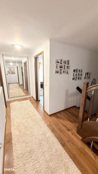 Casă cu 5 camere cu Teren 280 Mp în Șcheia