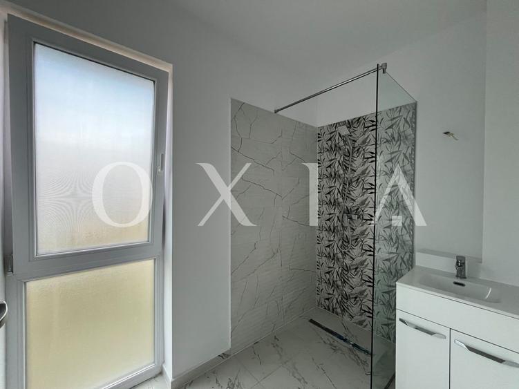 Apartament cu 2 camere semidecomandat în Aradului