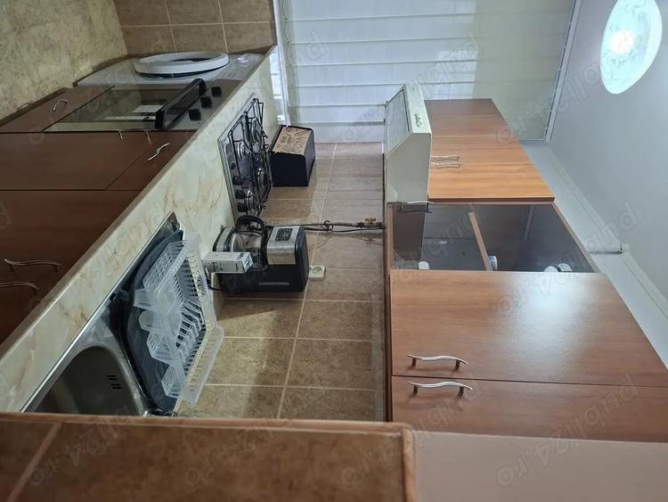 Vand apartament 2 camere - 1