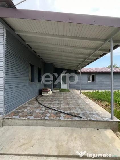 Casă cu 4 camere cu Teren 861 Mp în Cuparu