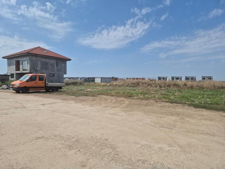 Teren Construcții intravilan de 2969 mp, în Tunari
