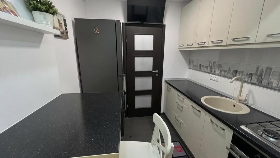 Apartament cu 2 camere decomandat în Theodor Pallady