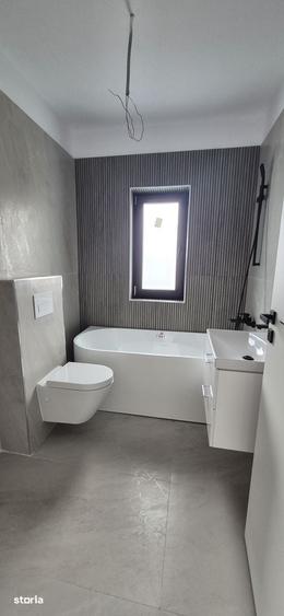 Casă cu 4 camere cu Teren 350 Mp în Clinceni