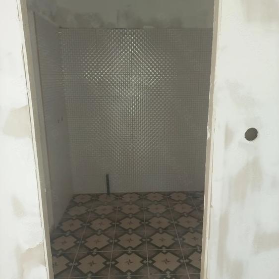 Casă cu Teren 400 Mp în Central