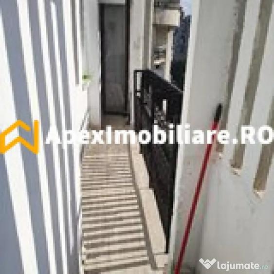 Apartament cu 2 camere decomandat în Vitan