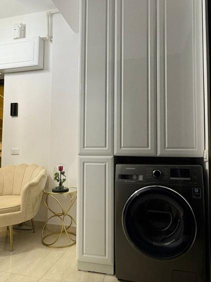 Apartament cu 2 camere decomandat, mobilat în Exterior Vest