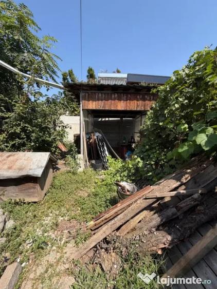 Casă cu 3 camere cu Teren 619 Mp în Central