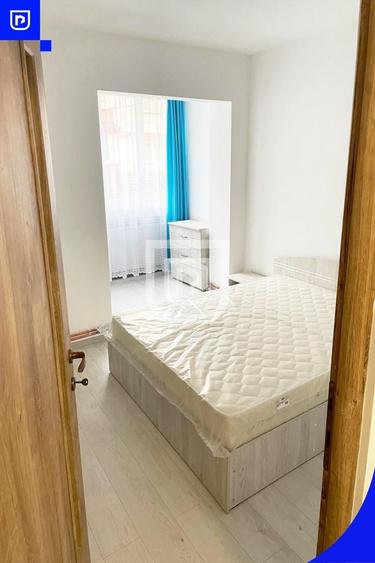 Apartament cu 2 camere semidecomandat, mobilat în Central