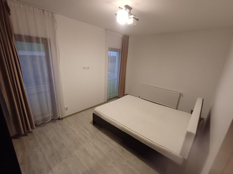 Apartament cu 2 camere semidecomandat în Dosu Bricii