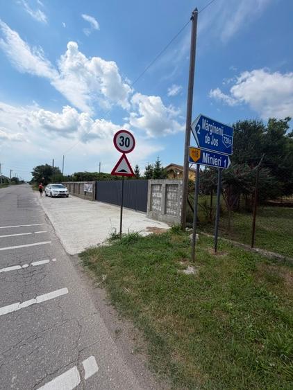Teren Construcții intravilan de 3899 mp, în Minieri