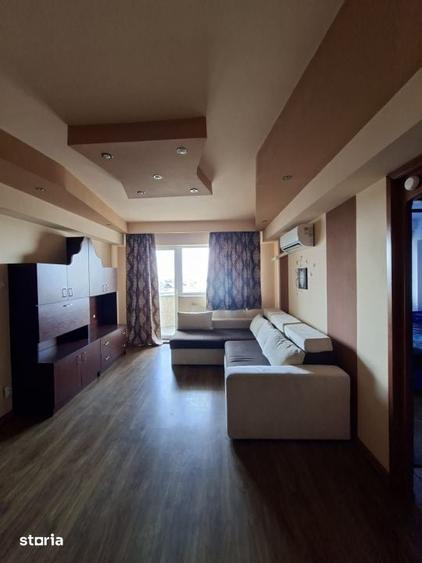Apartament cu 3 camere decomandat în Traian