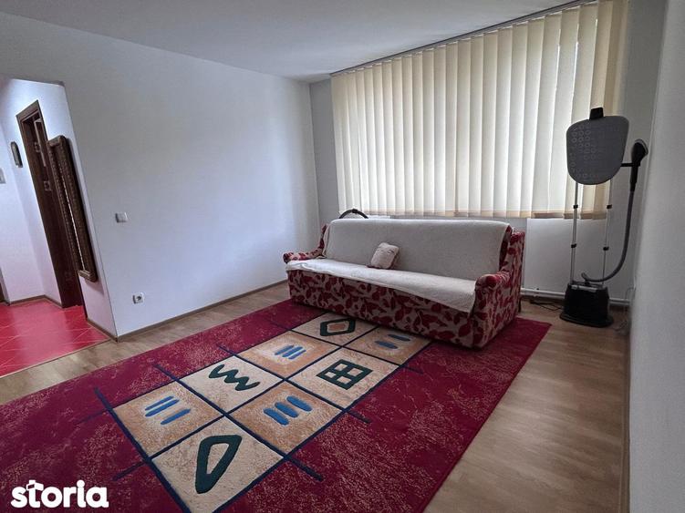 Apartament cu 2 camere semidecomandat în Central