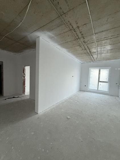 Apartament cu 3 camere decomandat în 1 Decembrie 1918