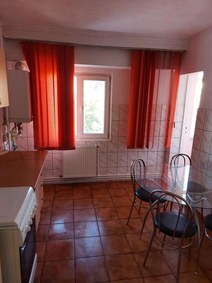 Zona Dacia-| 2 Camere dec , mobilat ,utilat - 1