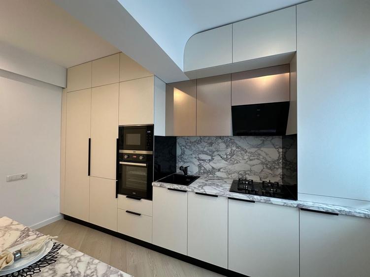 Apartament cu 3 camere decomandat, mobilat în Pipera