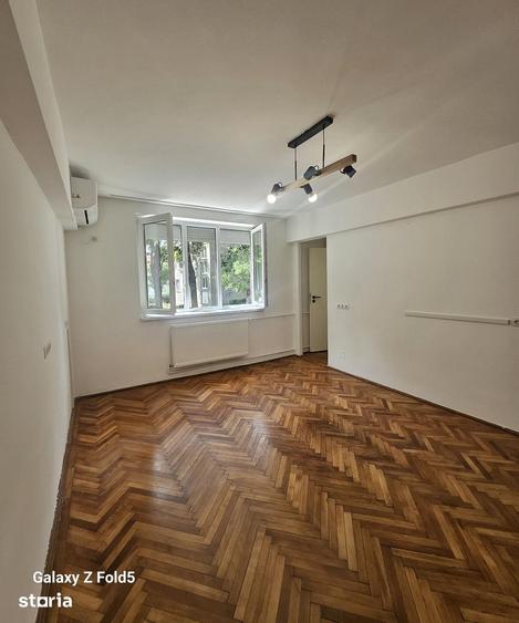 Apartament 2 camere, Pia?a 1 Decembrie, Ideal pentru birou sau cabinet - 11