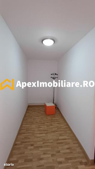 Casă cu 4 camere cu Teren 883 Mp în Varlaam