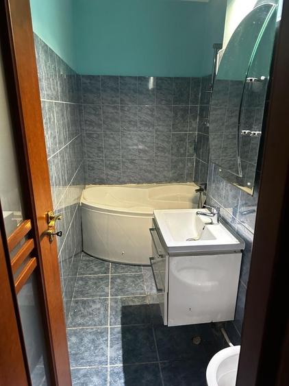 Garsonieră decomandată în Rogerius