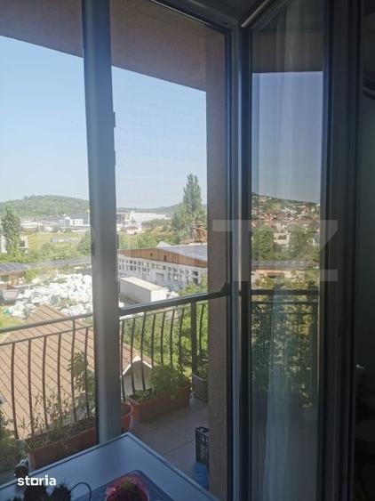 Apartament cu 3 camere în Mărișelu