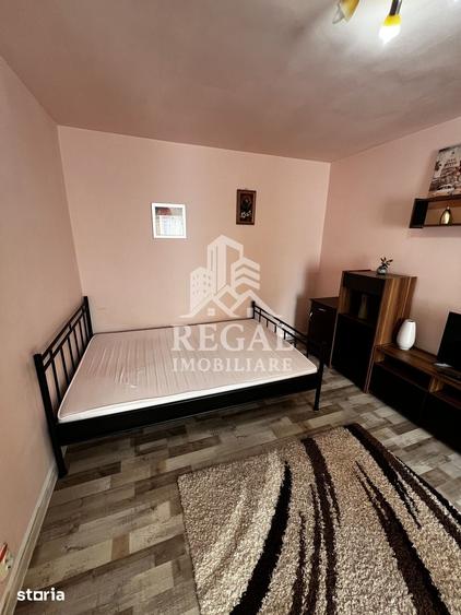 Apartament cu 2 camere semidecomandat în Central