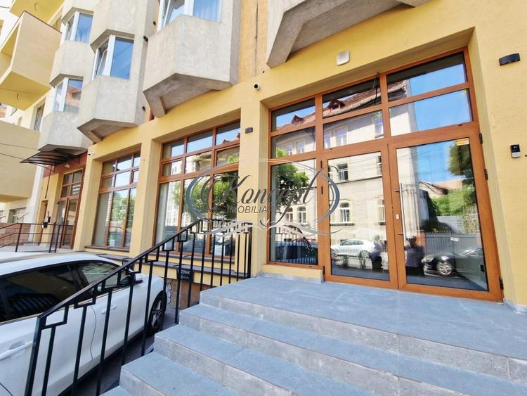 Spațiu comercial, de 77 mp, în Gară