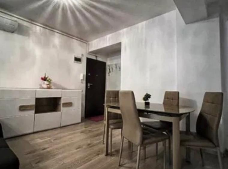 Apartament cu 2 camere semidecomandat, mobilat în Străulești