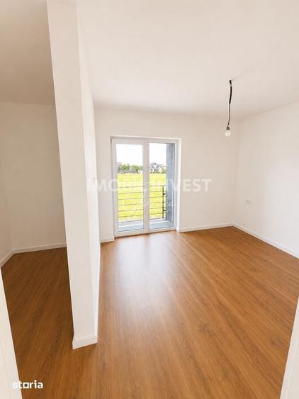 Casă cu 4 camere cu Teren 370 Mp în Central