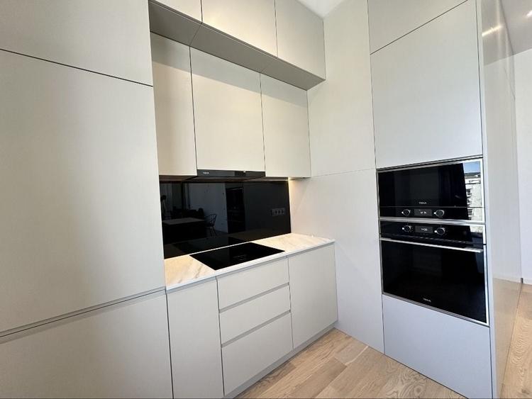 Apartament cu 4 camere în Herăstrău