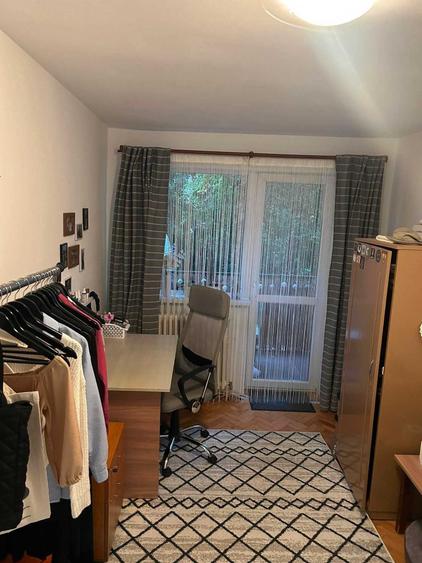 Apartament cu 4 camere decomandat în Dosu Bricii