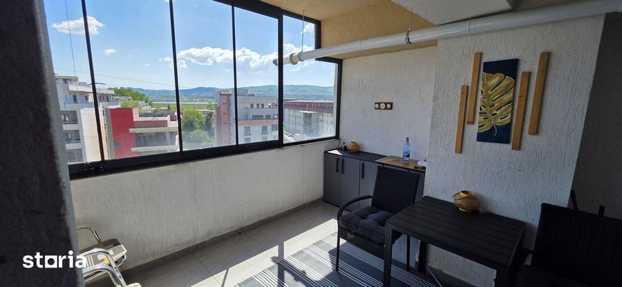 Apartament 4 camere, 3 balcoane, 2 garaje - 9