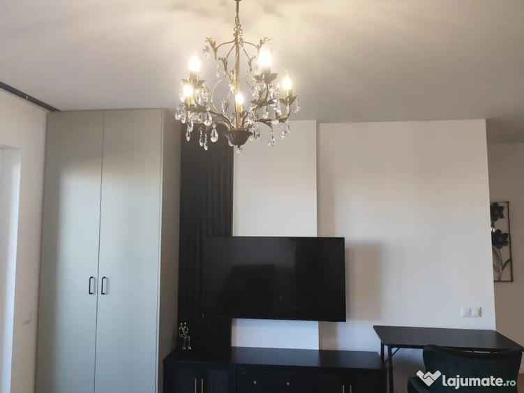 Apartament cu 2 camere semidecomandat în Florești