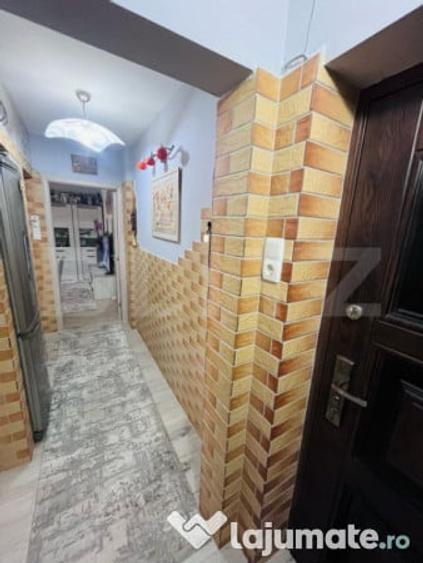 Apartament de vanzare, cu 2 camere, 42 mp, zona 14 Mai - 2
