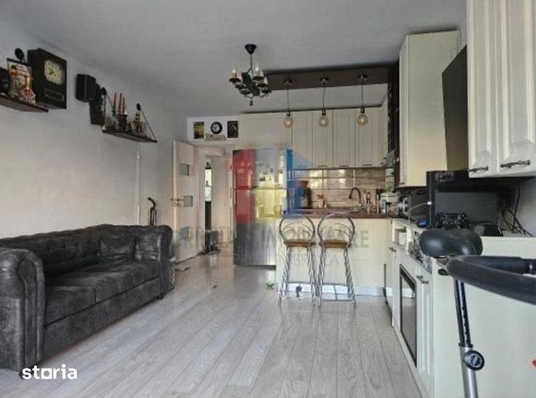 Apartament cu 2 camere, mobilat în Buzaului