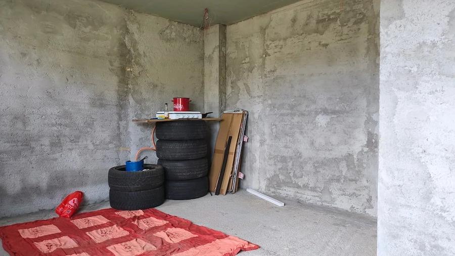 Casă cu Teren 948 Mp în Bejan